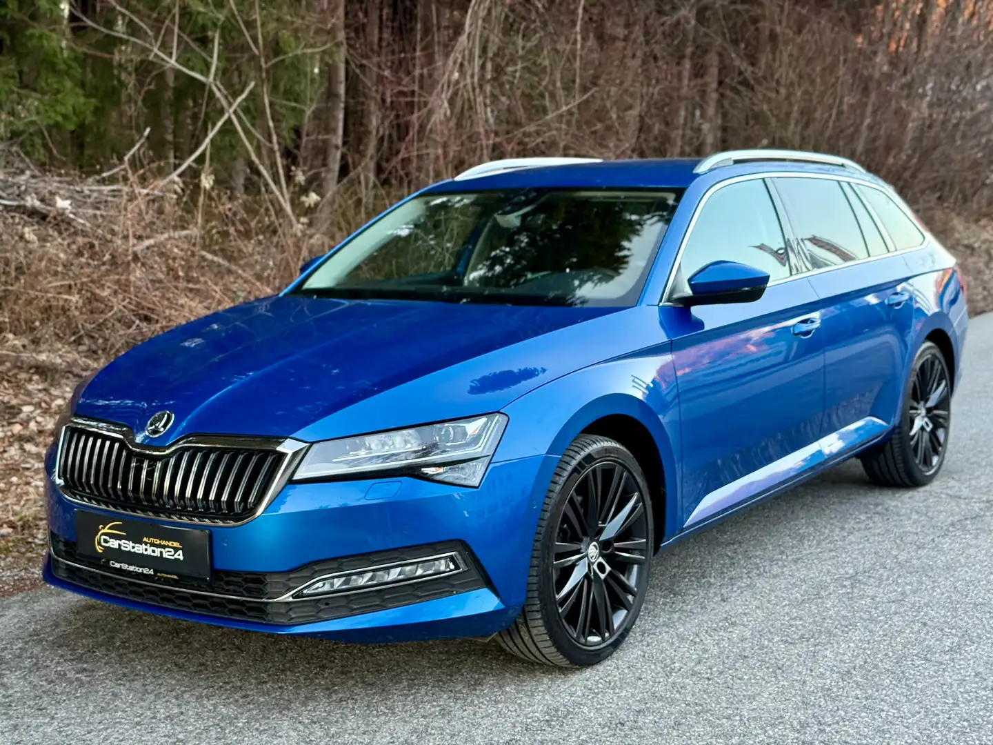Skoda Superb Style *190PS*1BESITZ*MWST*ACC*DIGITACHO*HCAM*AHK* Blau - 1