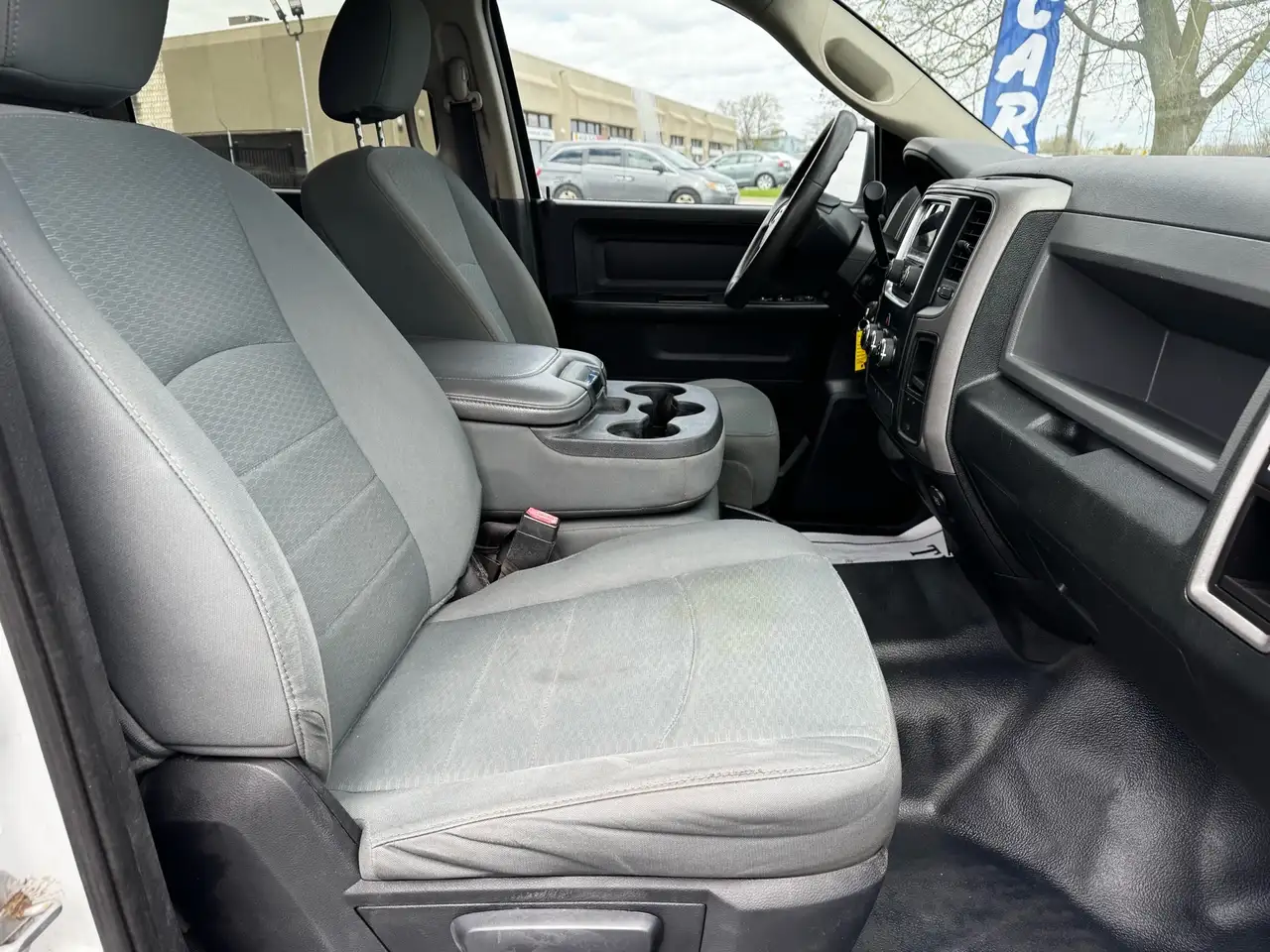 RAM 2500 снимка RAM 2500