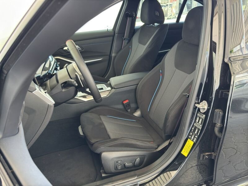 BMW 340 Mi xDrive Limousine — photo 9