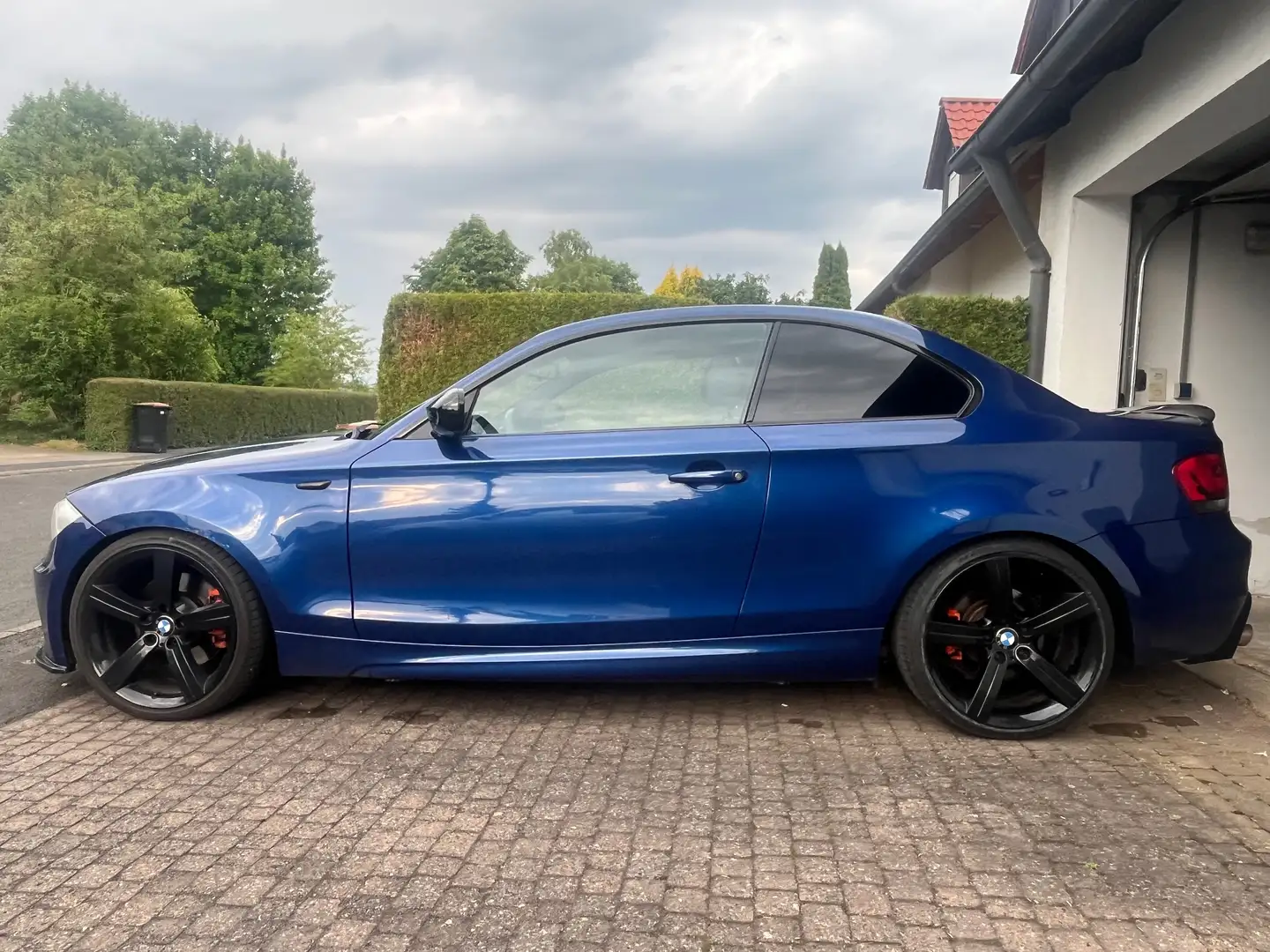 BMW 118 118d Coupe Blau - 1