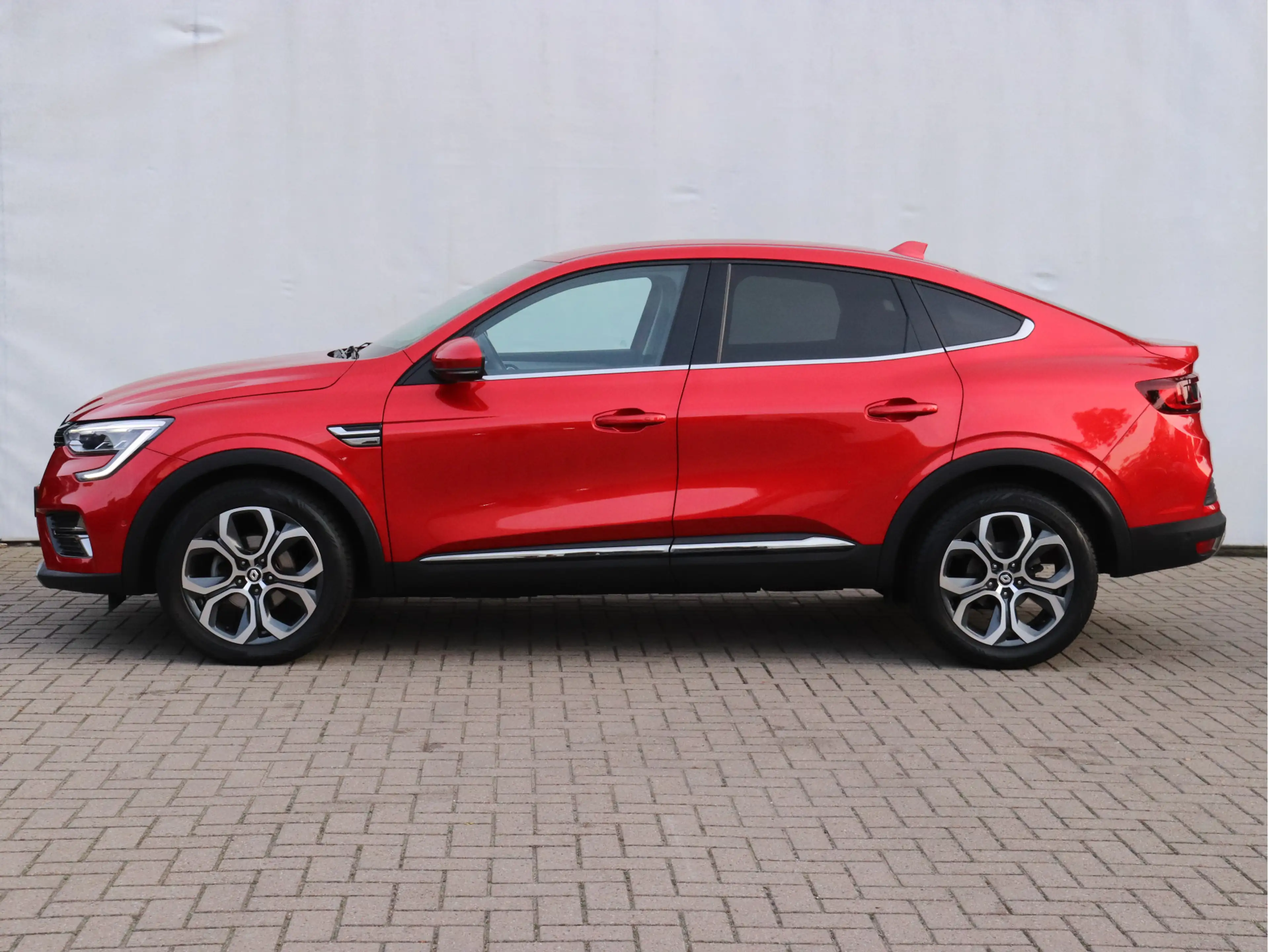 Renault Arkana 1.3 TCe 140 EDC AUTOMAAT / CAMERA / TREKHAAK — photo 3