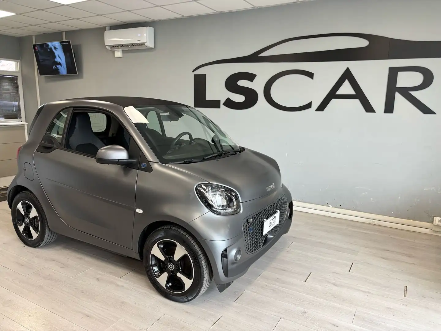 smart forTwo SMART EQ PASSION~UNIPRO~PROMOFINANZIAMENTO Grigio - 1