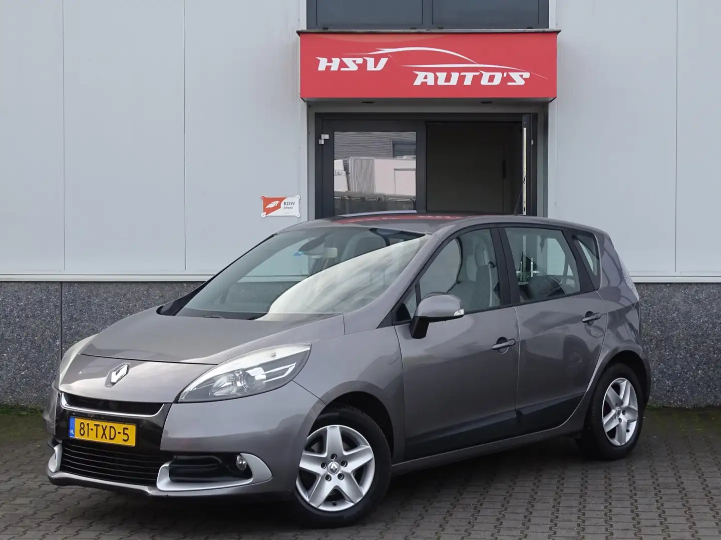 Renault Scenic 1.5 dCi Expression airco navigatie org NL Grijs - 1