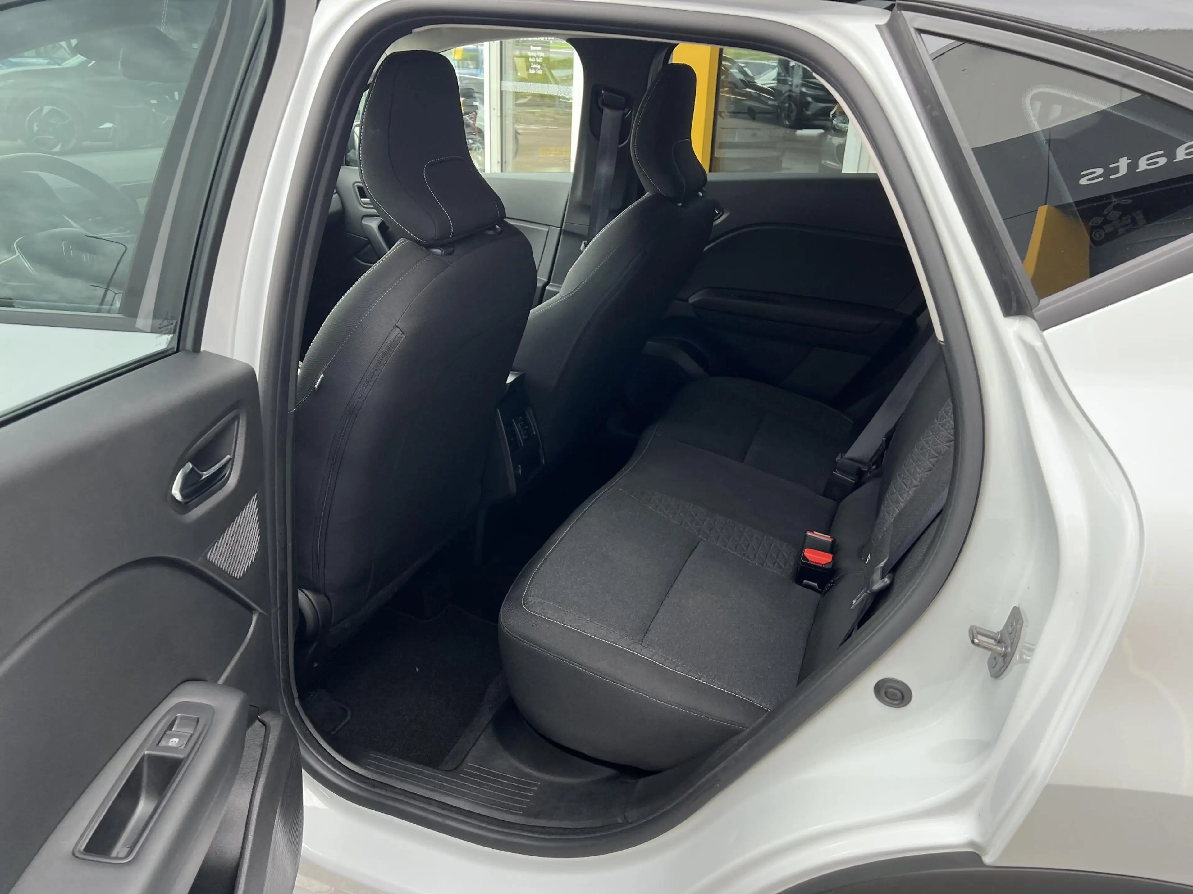 Renault Captur 1.0 TCe 90 evolution Black Line | Navigatie | Clim — photo 8
