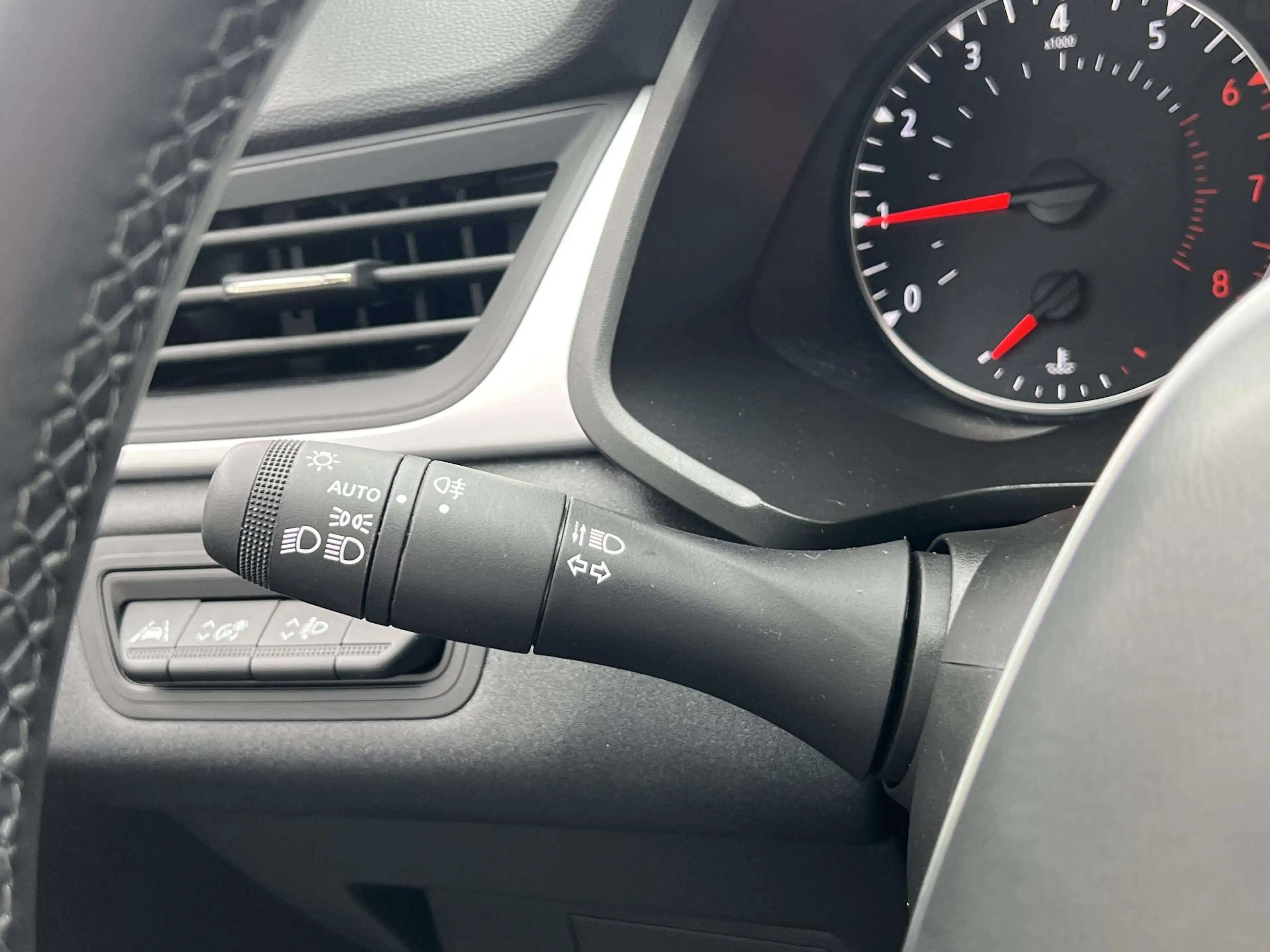 Renault Captur 1.0 TCe 90 evolution Black Line | Navigatie | Clim — photo 25