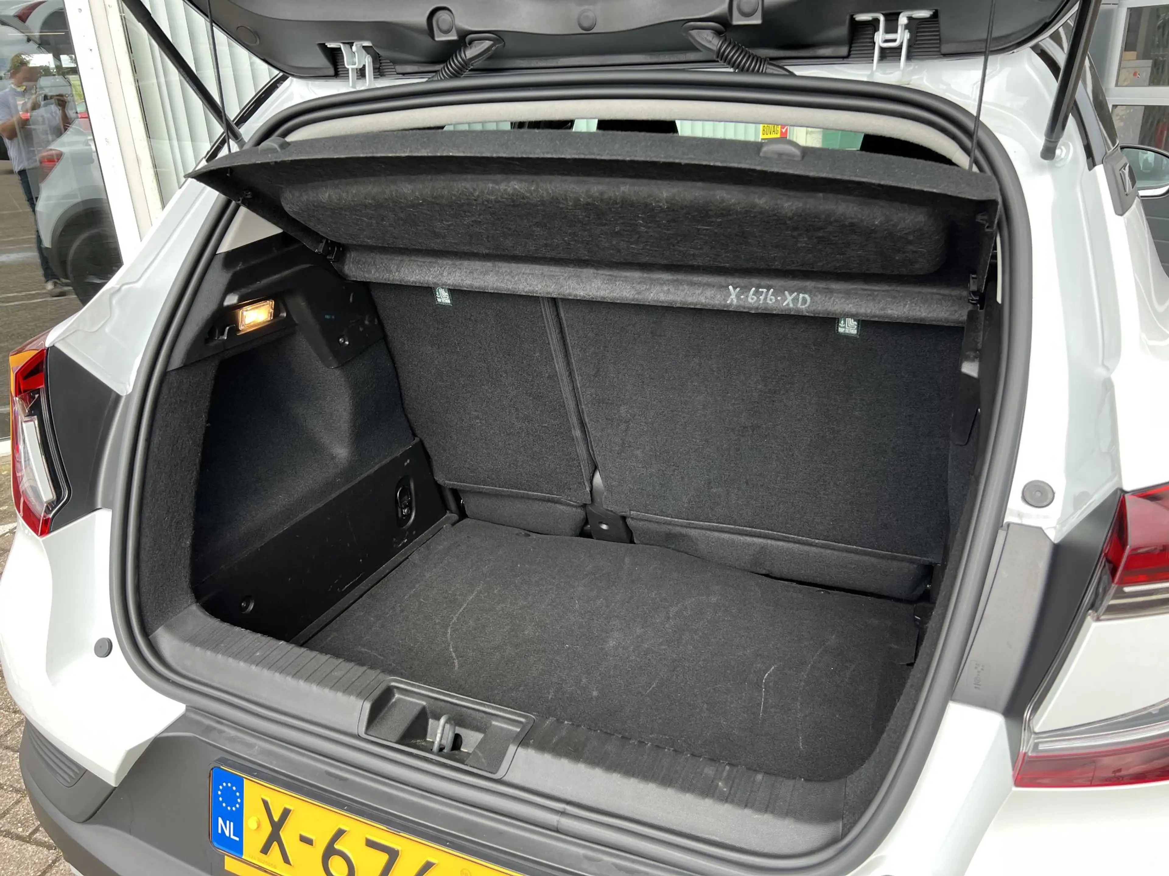 Renault Captur 1.0 TCe 90 evolution Black Line | Navigatie | Clim — photo 9