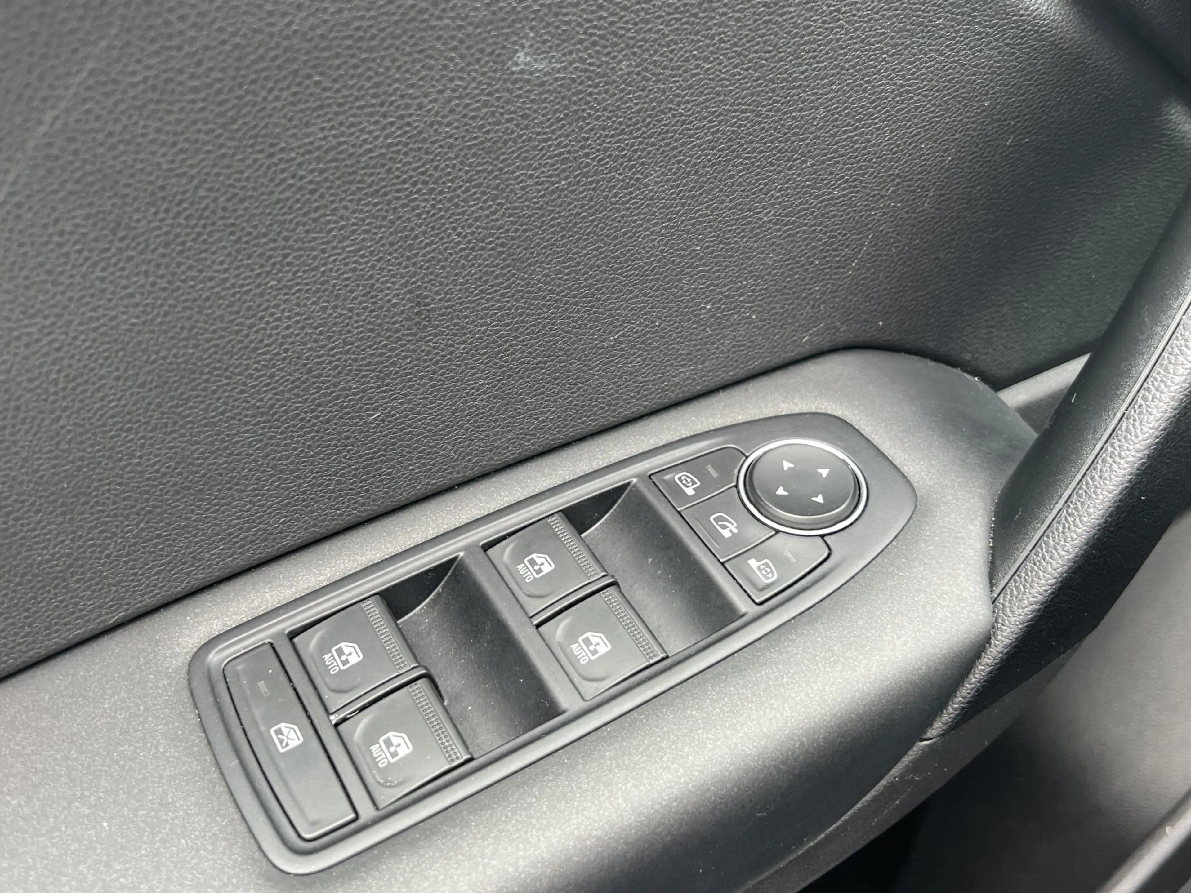 Renault Captur 1.0 TCe 90 evolution Black Line | Navigatie | Clim — photo 17