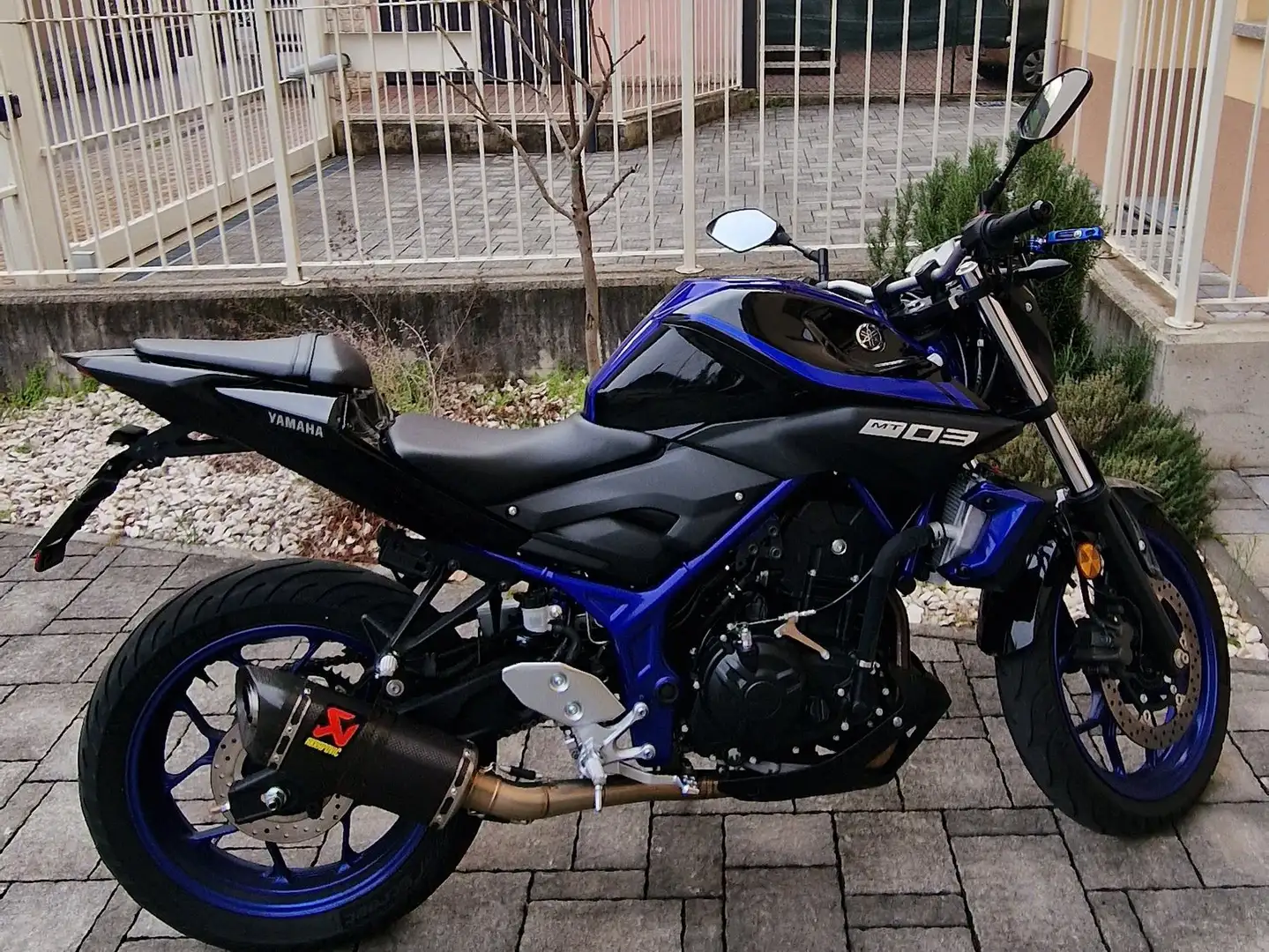 Yamaha MT-03 Azul - 1