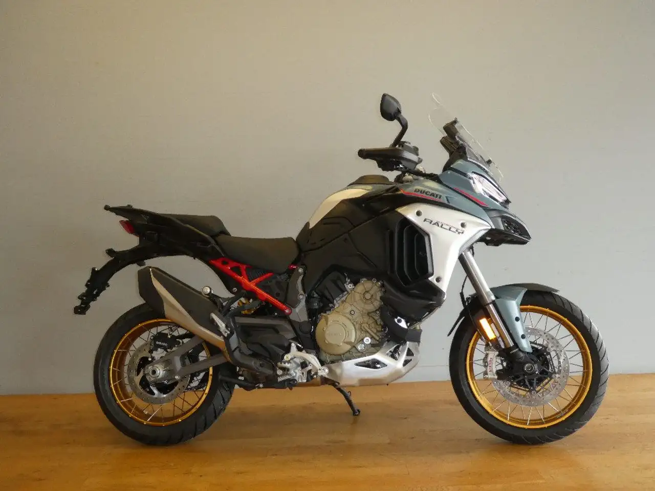 Ducati Multistrada V4 S