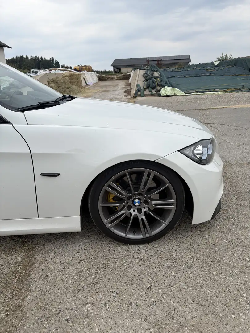 BMW 330 330d Touring Aut. - 2