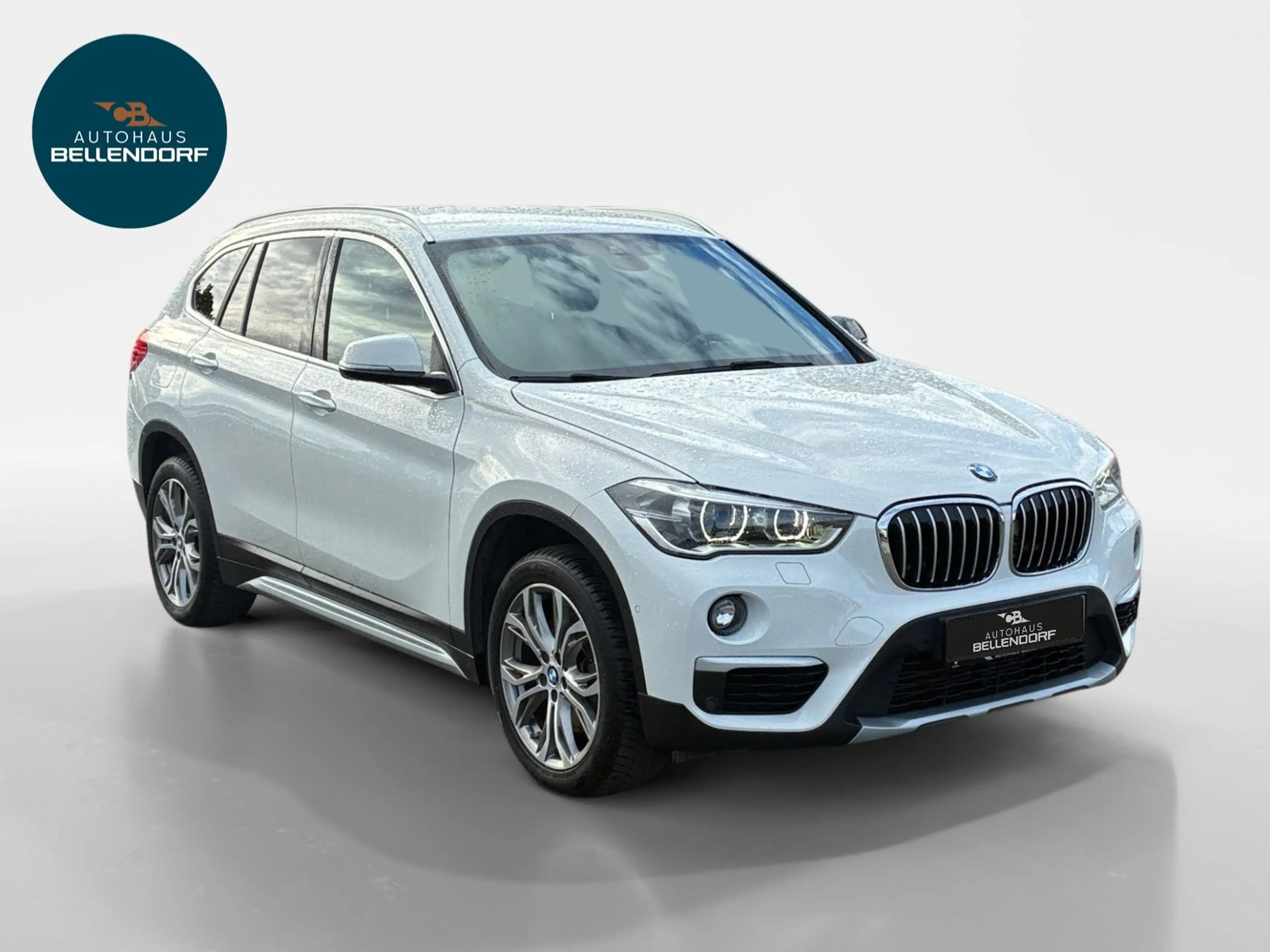 BMW X1 sDrive20i Sport Line Navi AHK Rückfahrkamera — photo 7