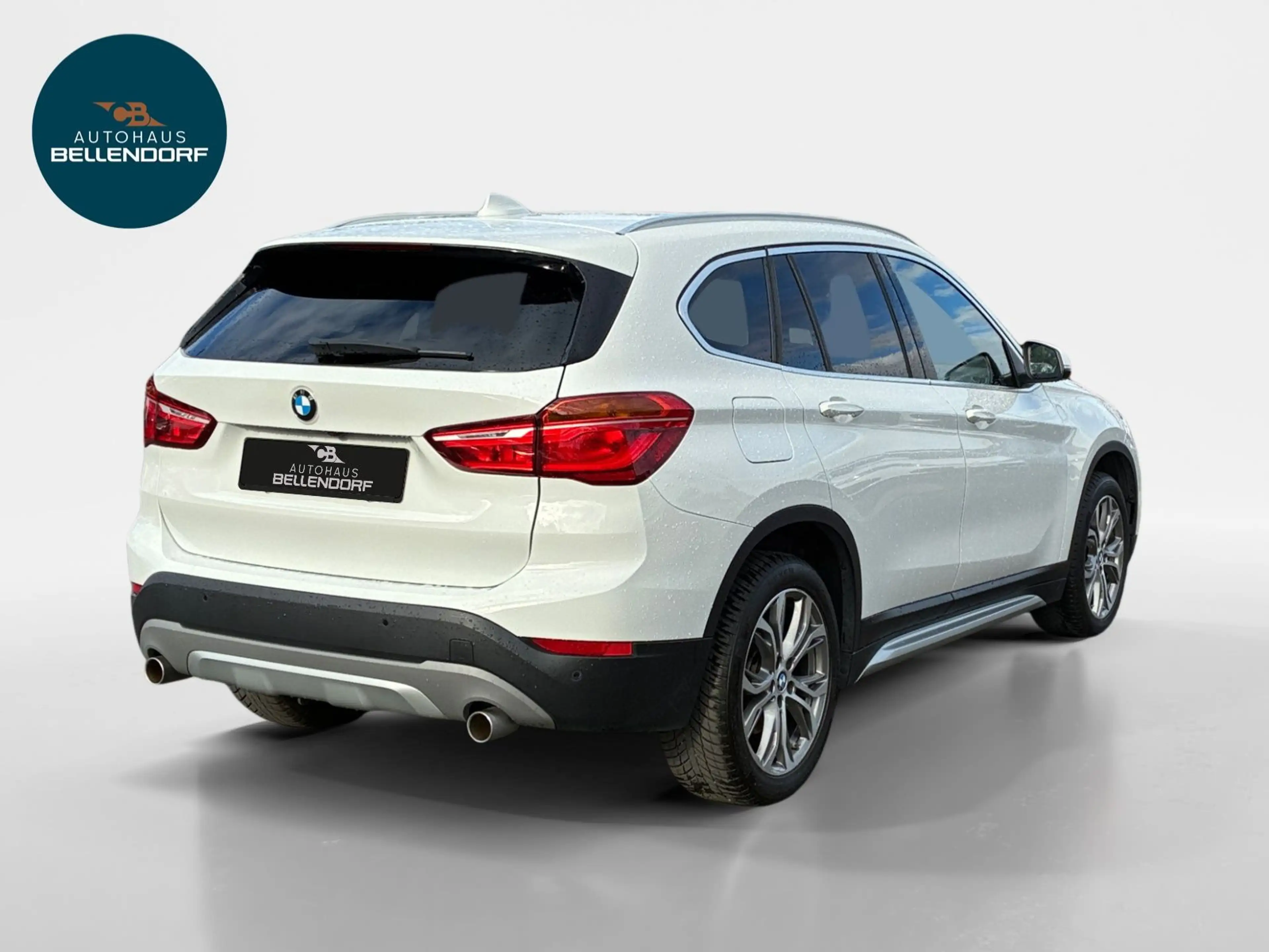 BMW X1 sDrive20i Sport Line Navi AHK Rückfahrkamera — photo 5