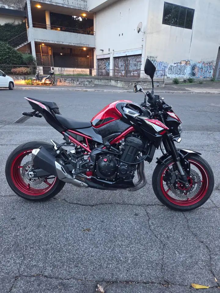 Kawasaki Z 900