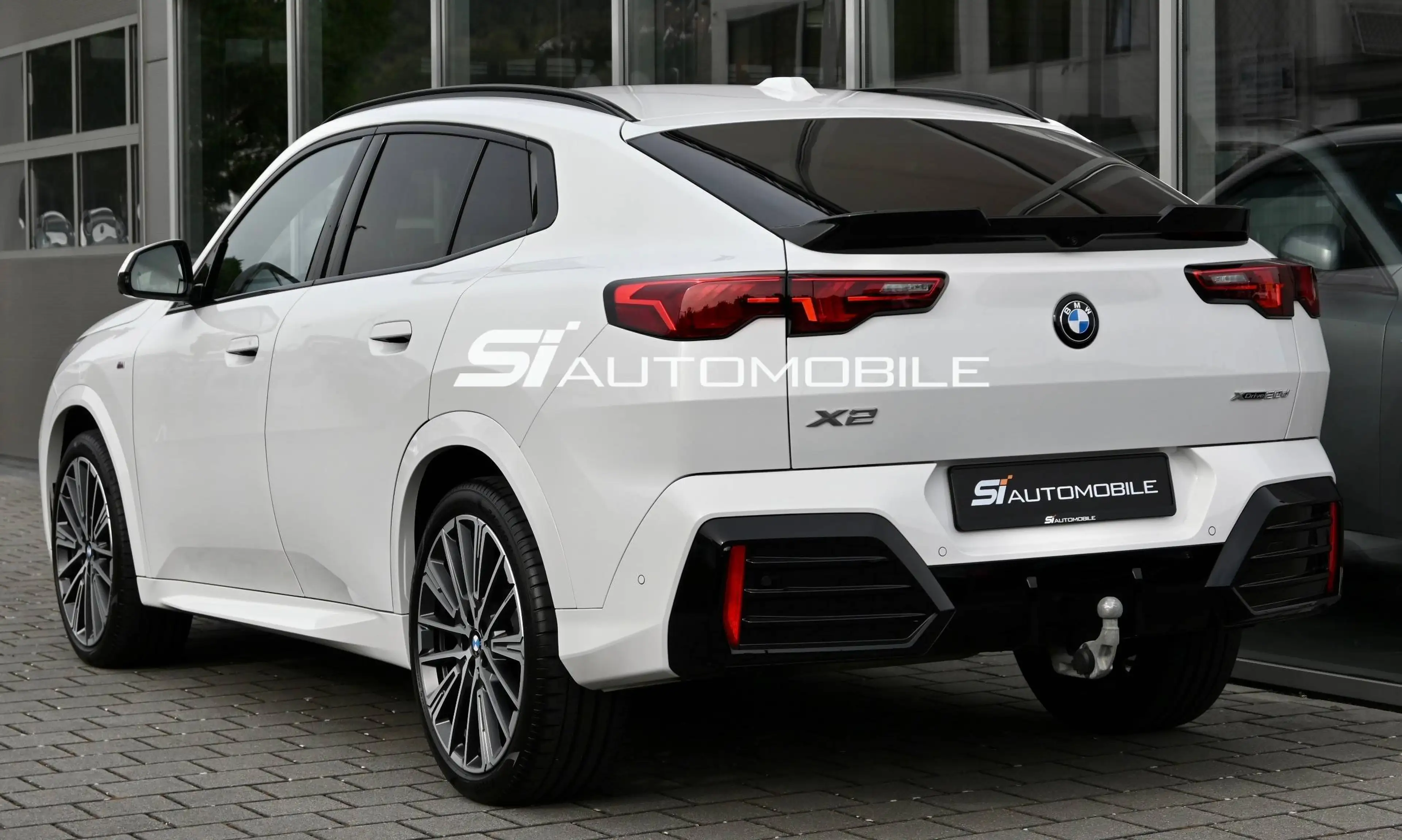 BMW X2 xDrive20d M SPORT PRO °UVP 68.600€°ACC°AD.M-FAHRWERK°AHK°HUD°ICONIC°PANO°20-ZOLL°360° — photo 3