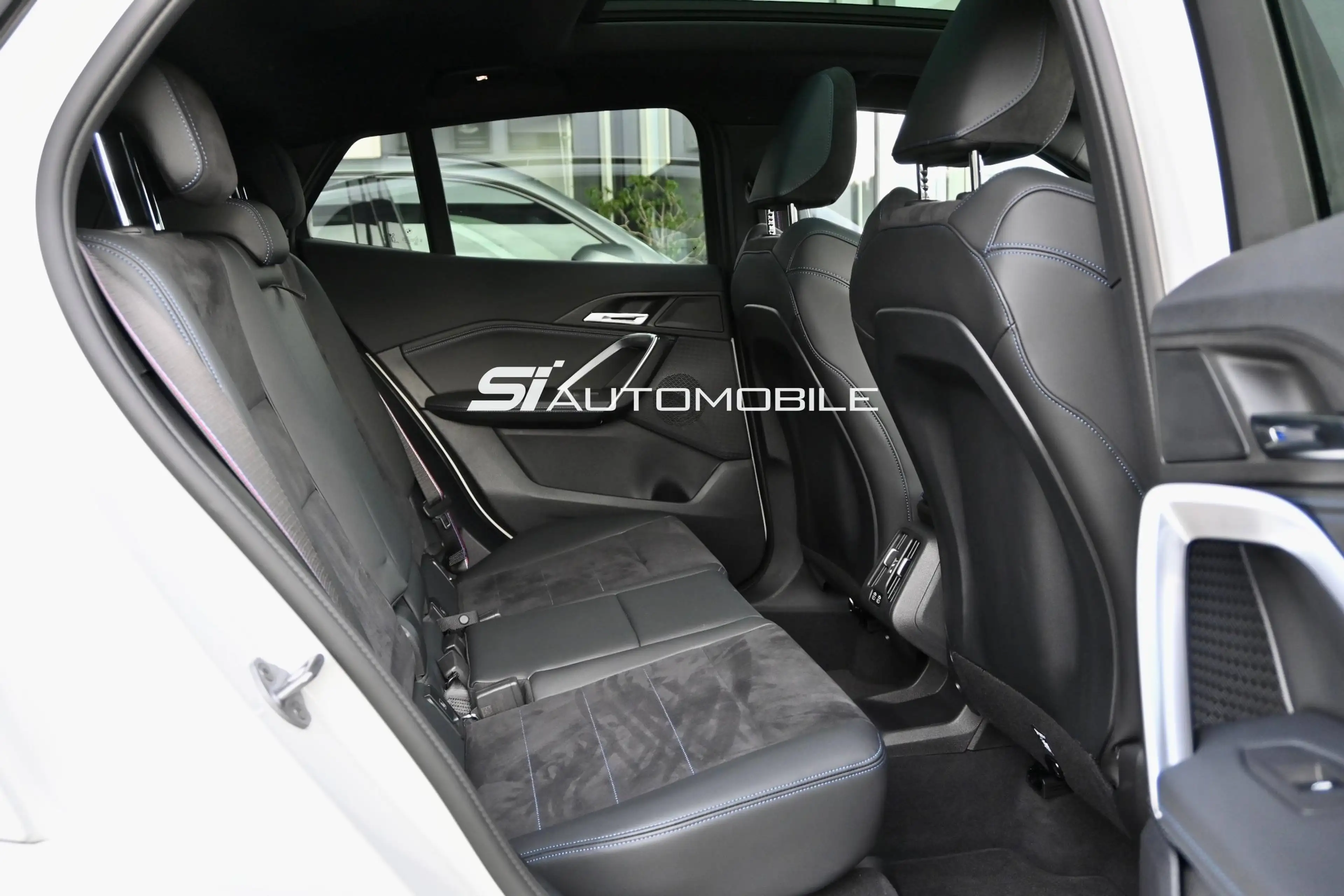 BMW X2 xDrive20d M SPORT PRO °UVP 68.600€°ACC°AD.M-FAHRWERK°AHK°HUD°ICONIC°PANO°20-ZOLL°360° — photo 14