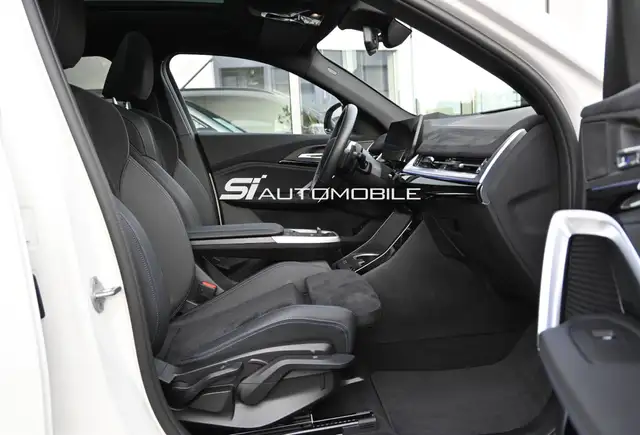 BMW X2 view 12