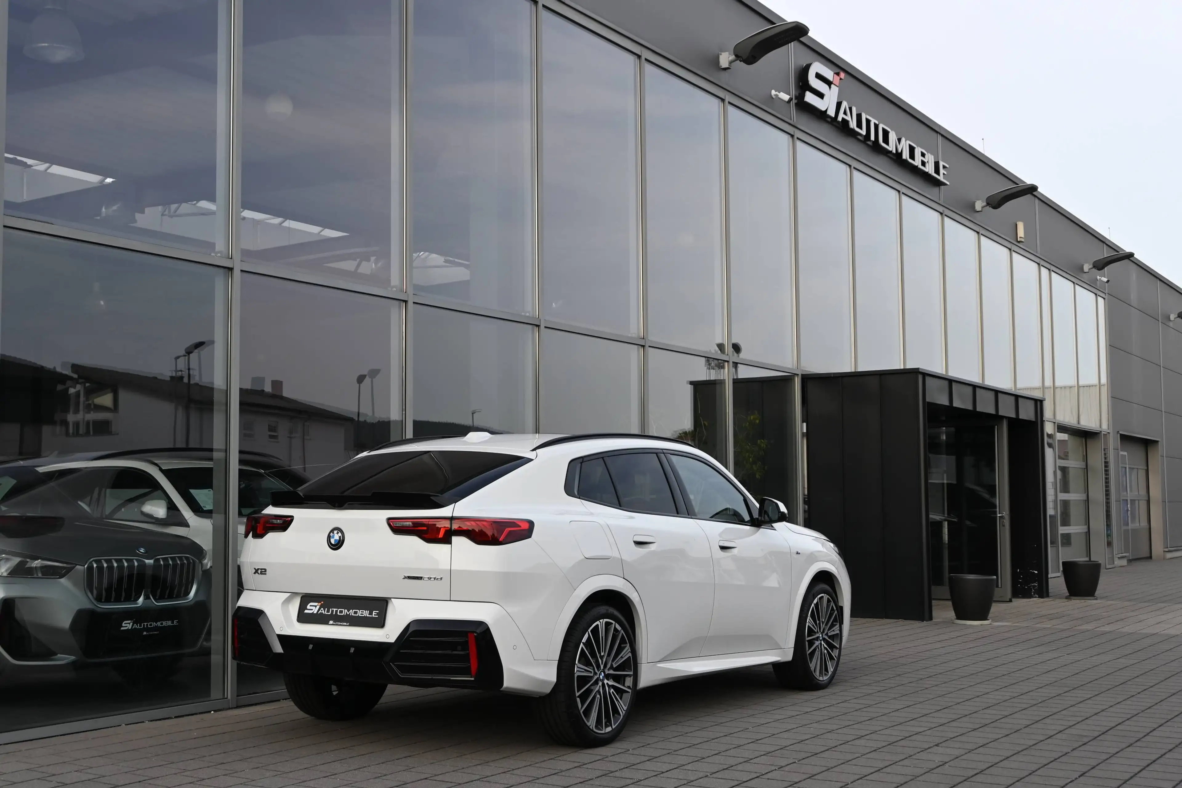 BMW X2 xDrive20d M SPORT PRO °UVP 68.600€°ACC°AD.M-FAHRWERK°AHK°HUD°ICONIC°PANO°20-ZOLL°360° — photo 5