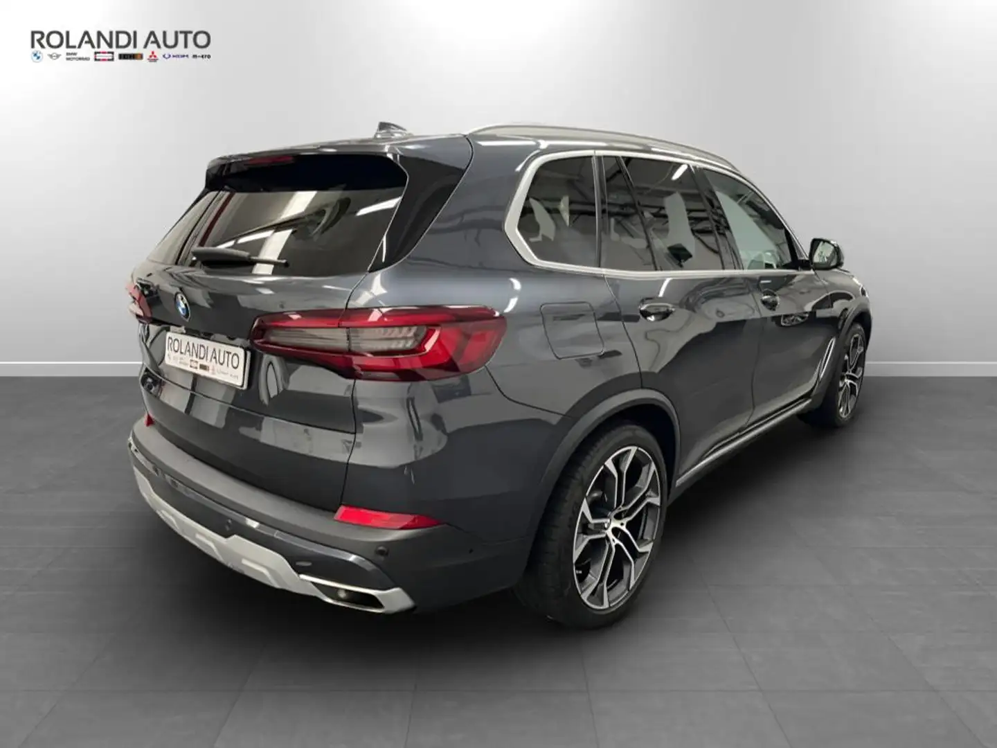 BMW X5 xdrive40d mhev 48V xLine auto Grigio - 2