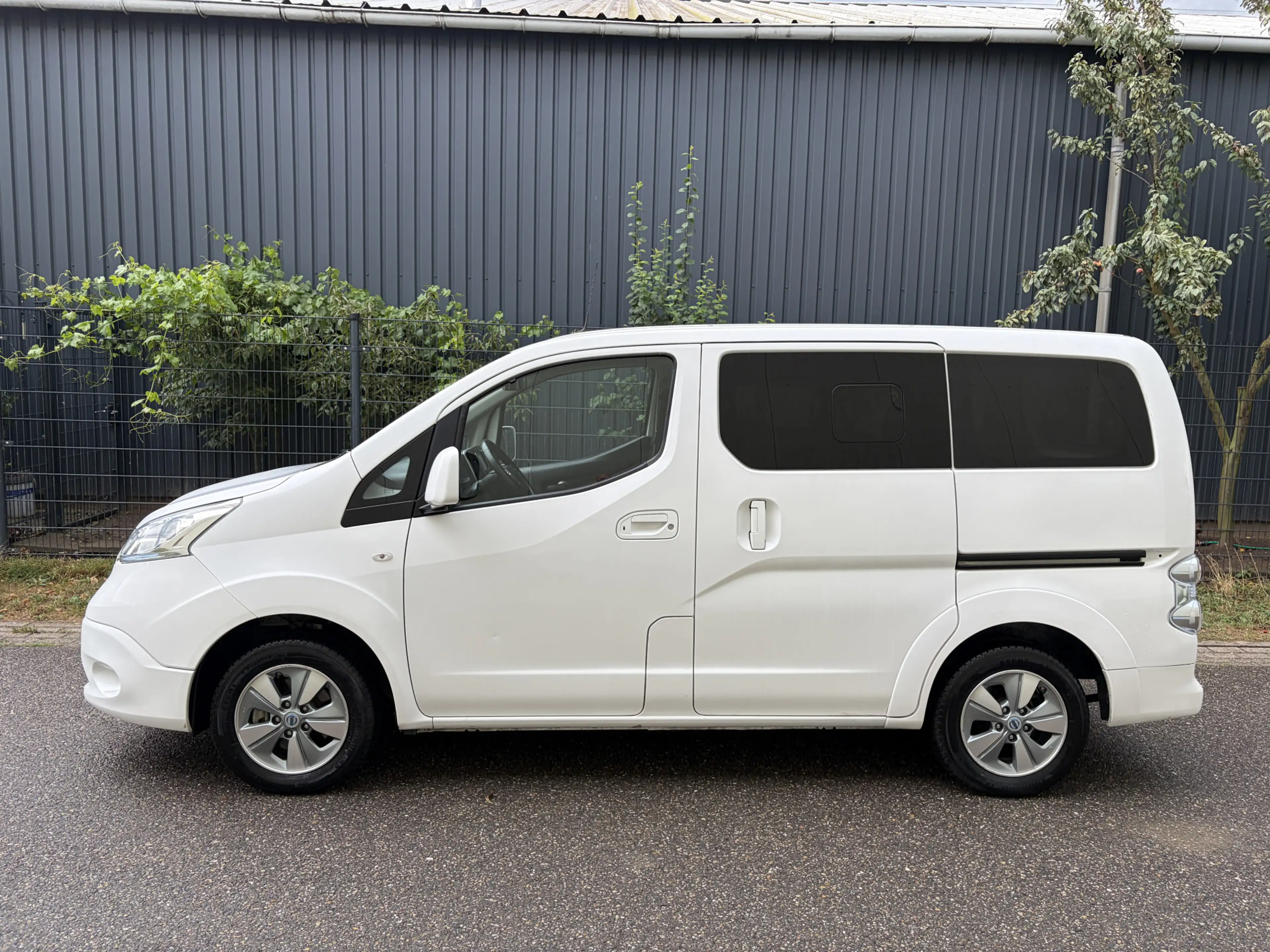 Nissan E-NV200 Evalia Connect Edition / AUTOMAAT / NAVI / AIRCO / — photo 14