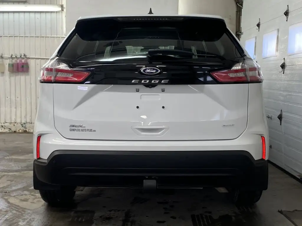 2022 Ford Edge SEL AWD, photo 4