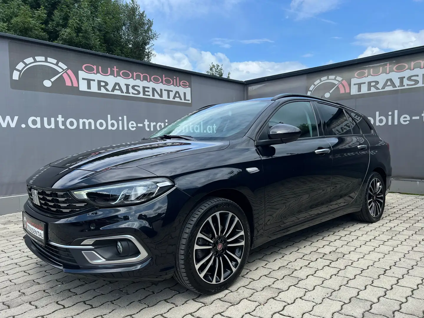 Fiat Tipo Kombi Multijet 130 SCR Life 96 Kw Negro - 1