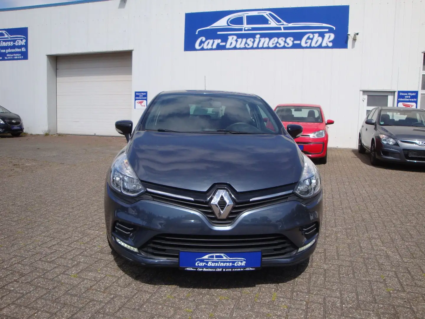 Renault Clio IV Limited Grau - 2