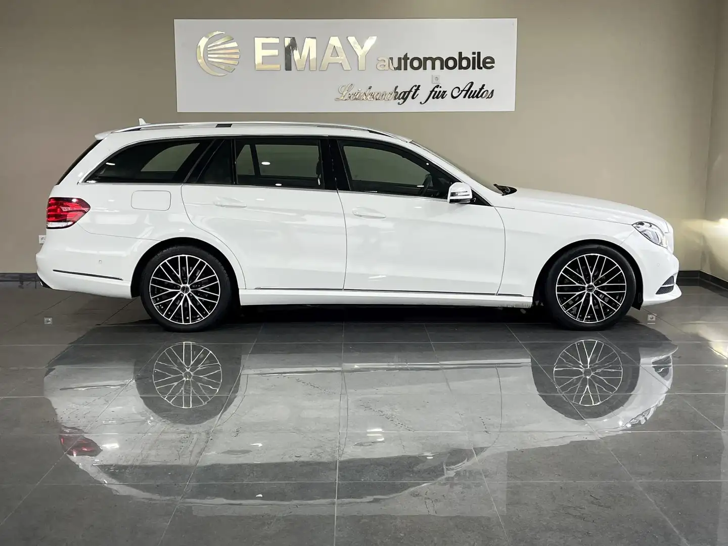 Mercedes-Benz E 200 E 200 CGI BlueEff. Avantgarde /Navi/EGSD/LED/ Blanco - 2