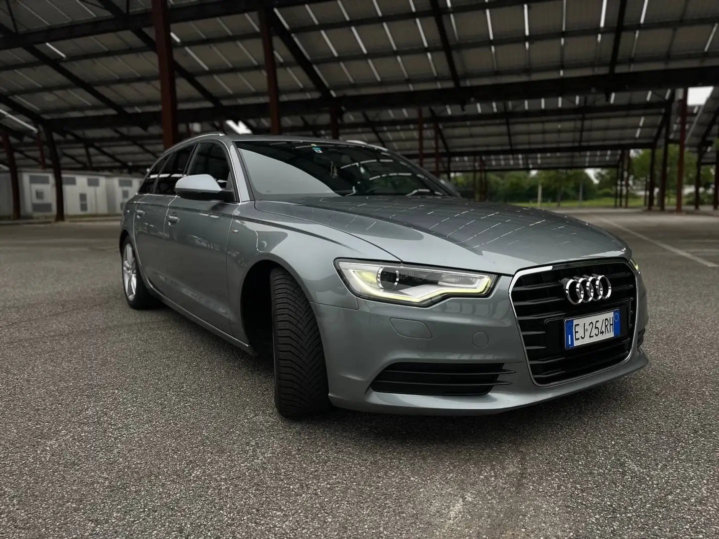 Audi A6 Avant 2.0 TDI DPF multitronic - 2