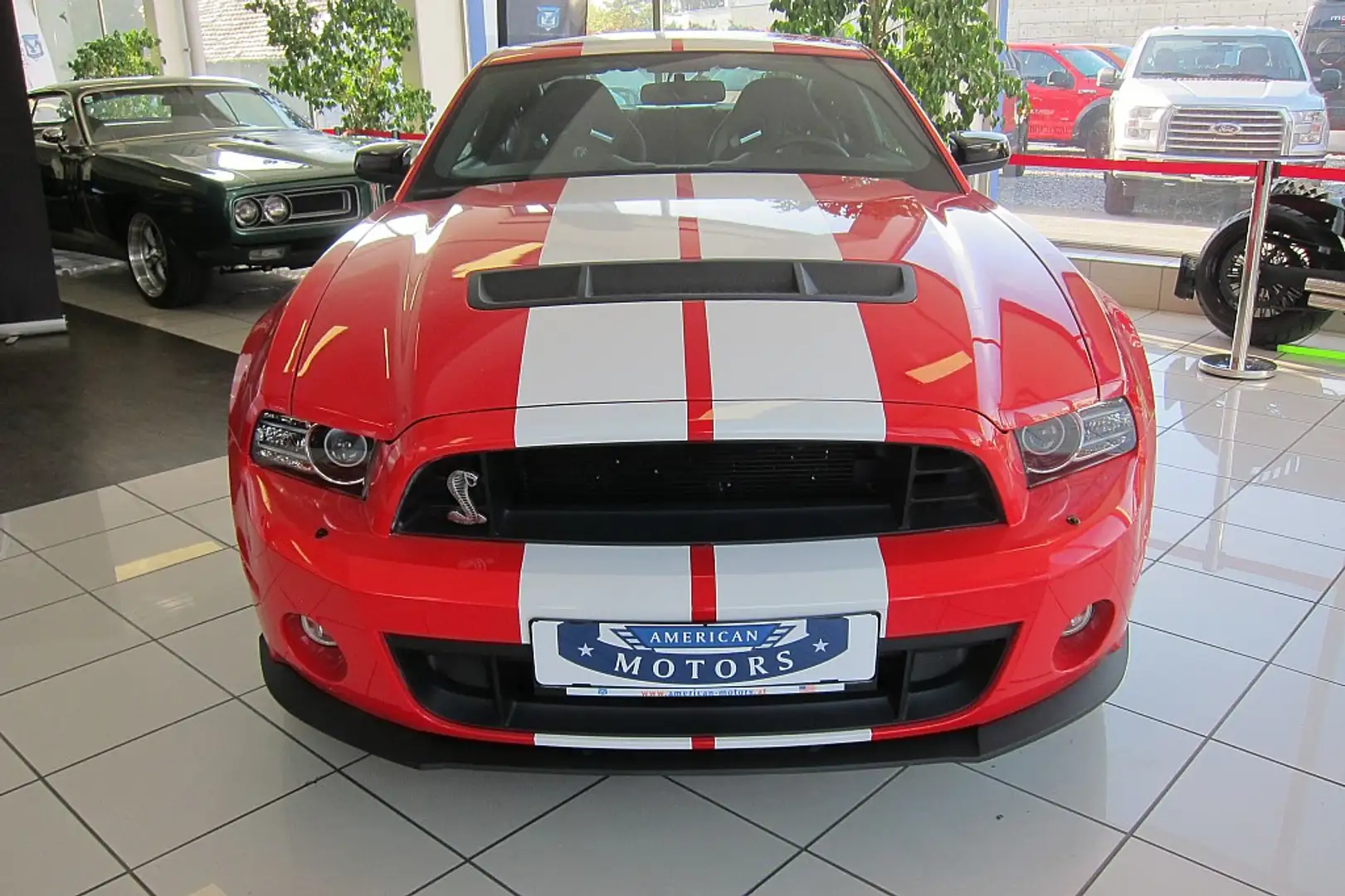 Ford Mustang Shelby GT500 Rot - 2