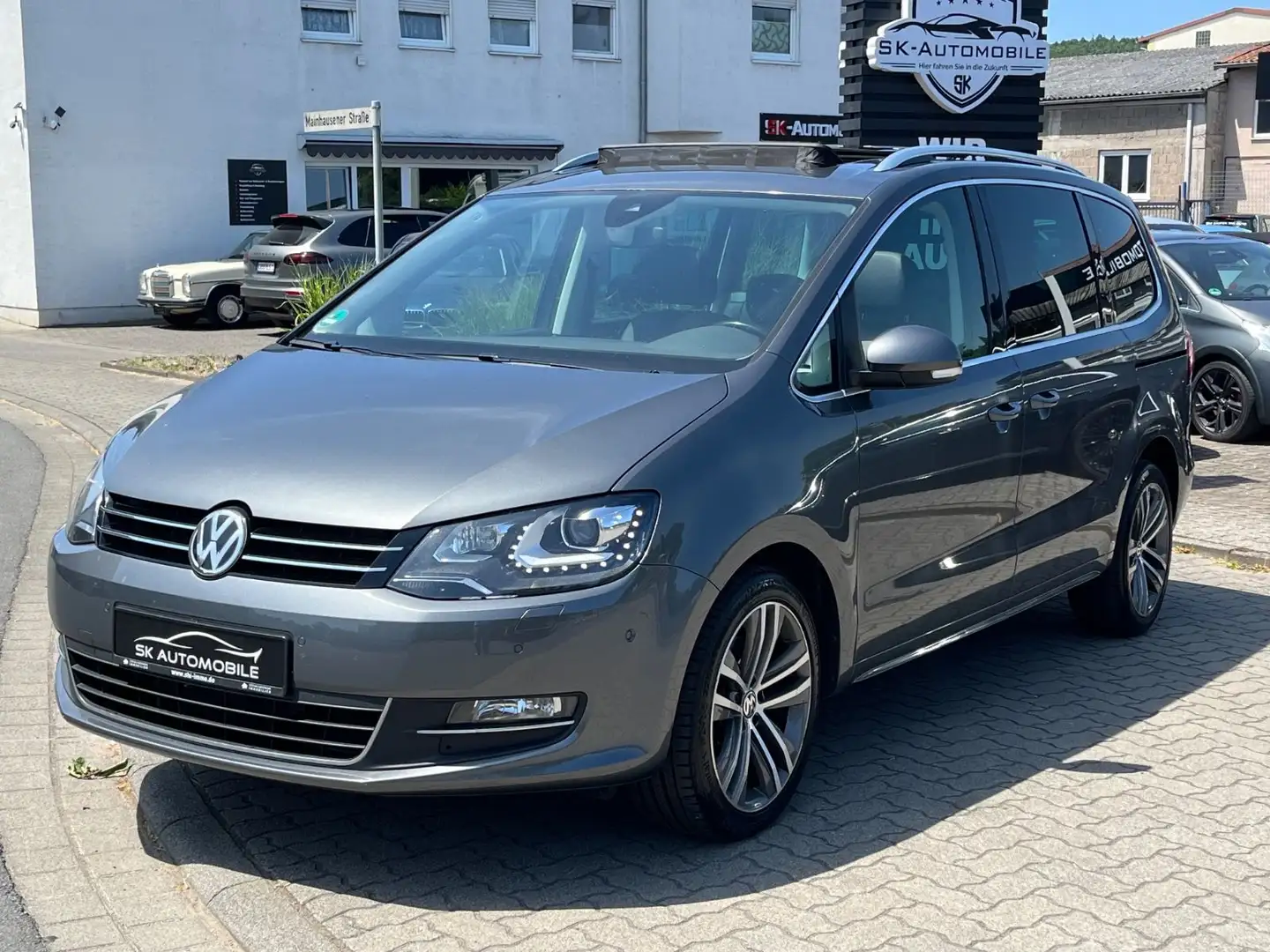 Volkswagen Sharan Highline 7-SITZE-ACC-PANO-LEDER-KAMERA-SZ Gris - 2