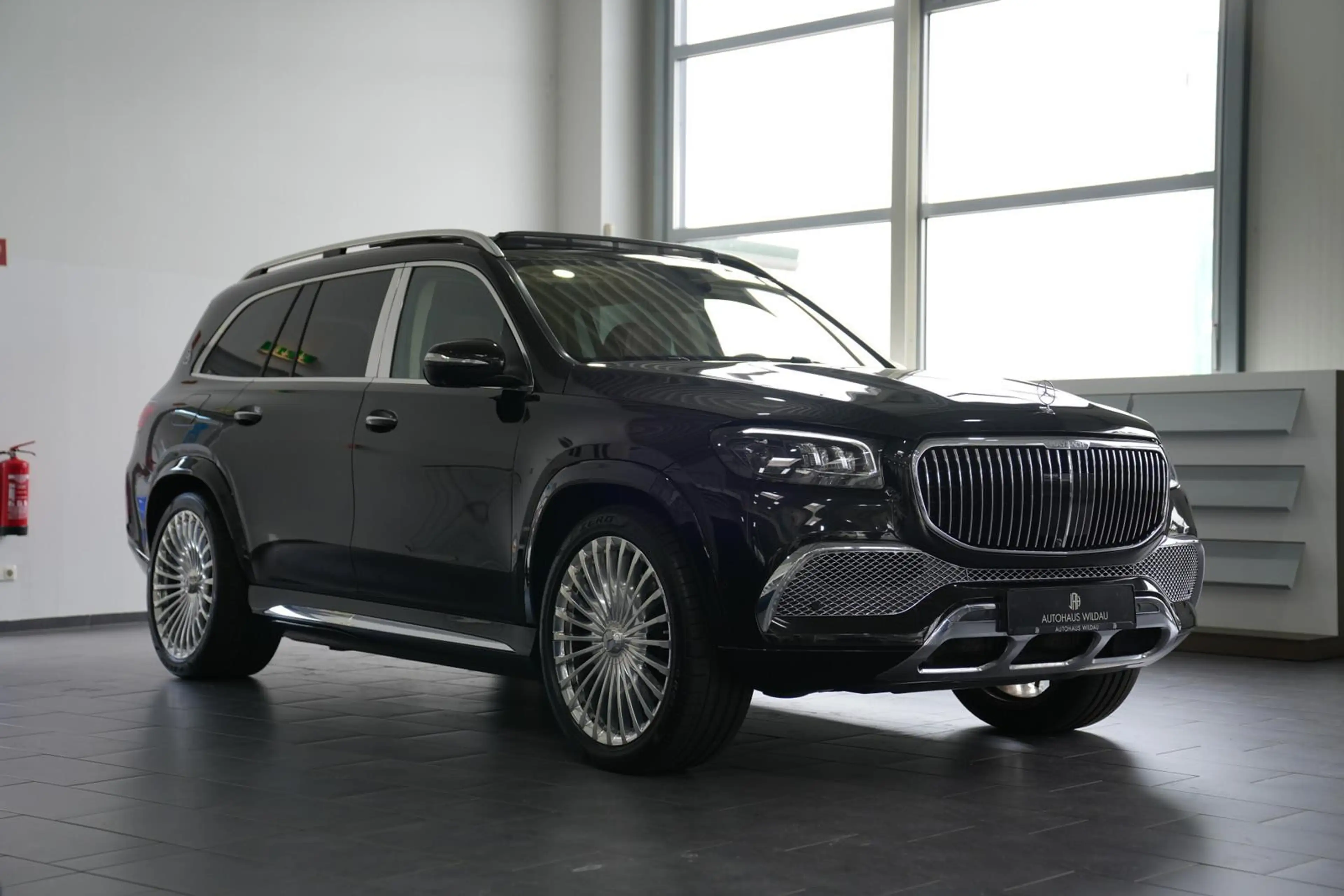 Mercedes-Benz GLS 600 4Matic Maybach *PANO*HEAD-UP*CHAUFFEUR* — photo 5