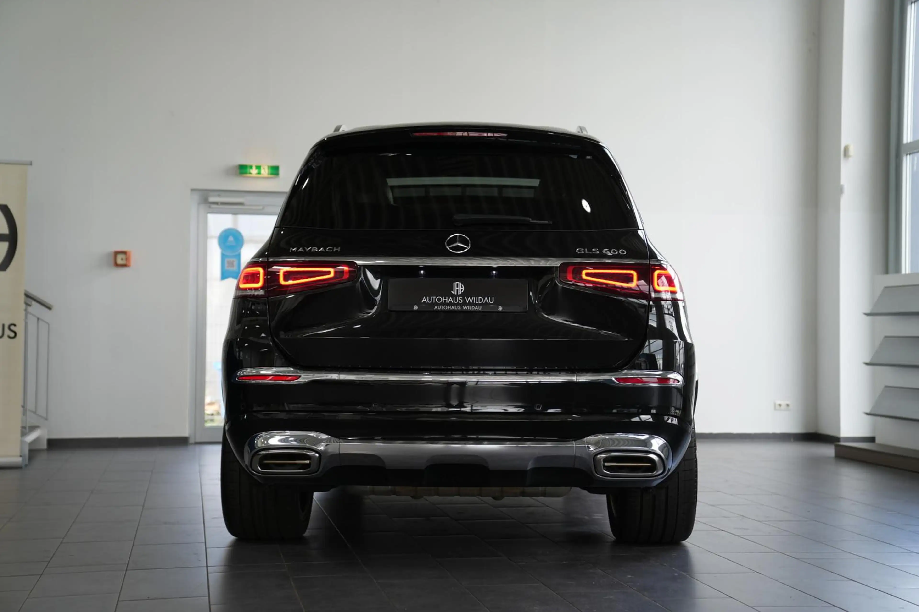 Mercedes-Benz GLS 600 4Matic Maybach *PANO*HEAD-UP*CHAUFFEUR* — photo 14