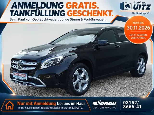 Mercedes-Benz GLA 220 4MATIC +AHK+AUT+Distr+Navi+RKam+LED