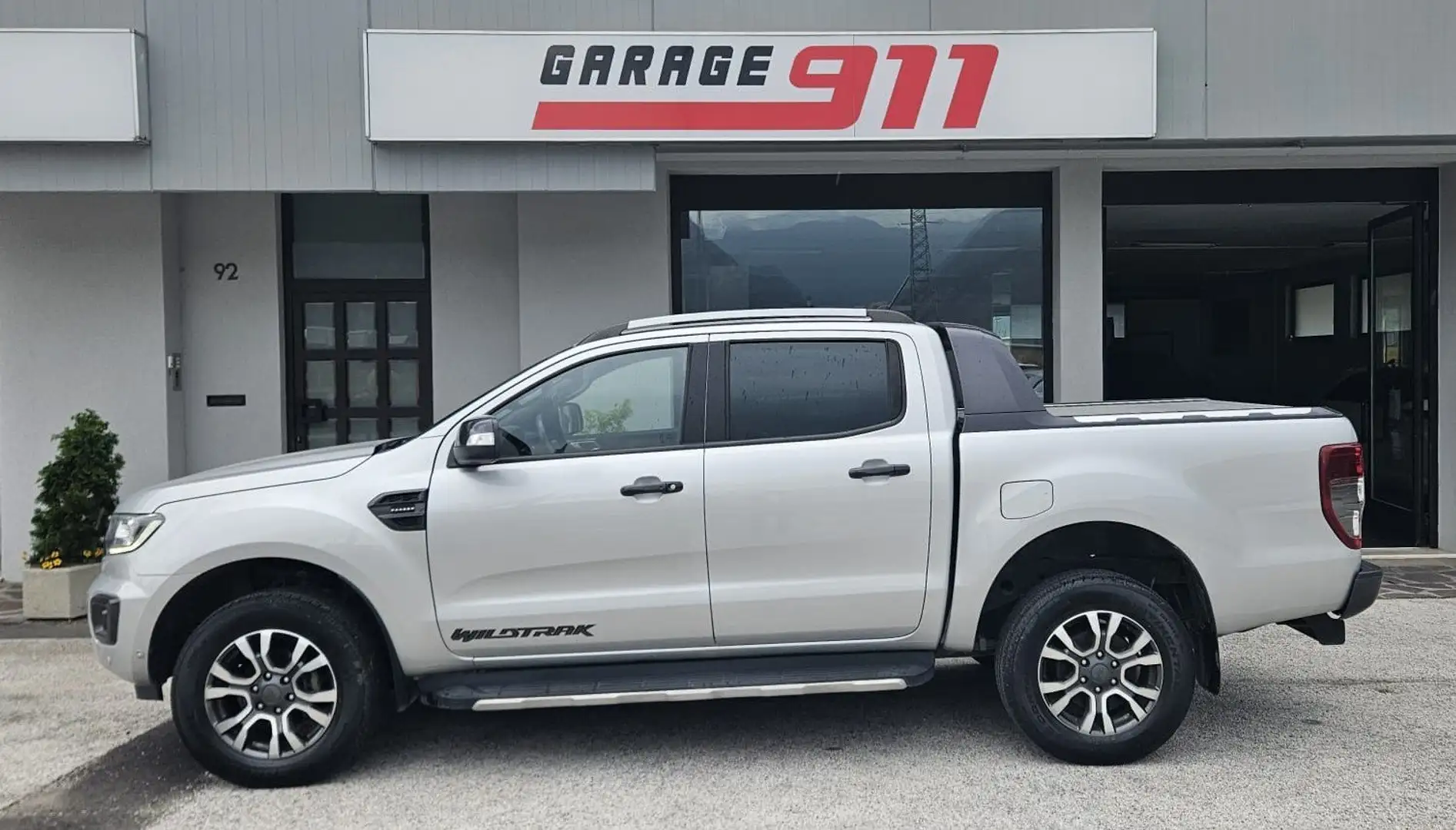 Ford Ranger WILDTRACK PELLE NAVI 2.0 TDI FULL CASSONE CHIUSO Gris - 1