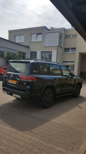 Toyota Land Cruiser 300 GAZOO Racing+SPORT+NEU+415HP+TwinTurbo+7s — photo 7