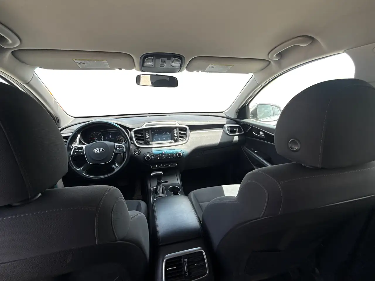 Kia Sorento снимка Kia Sorento
