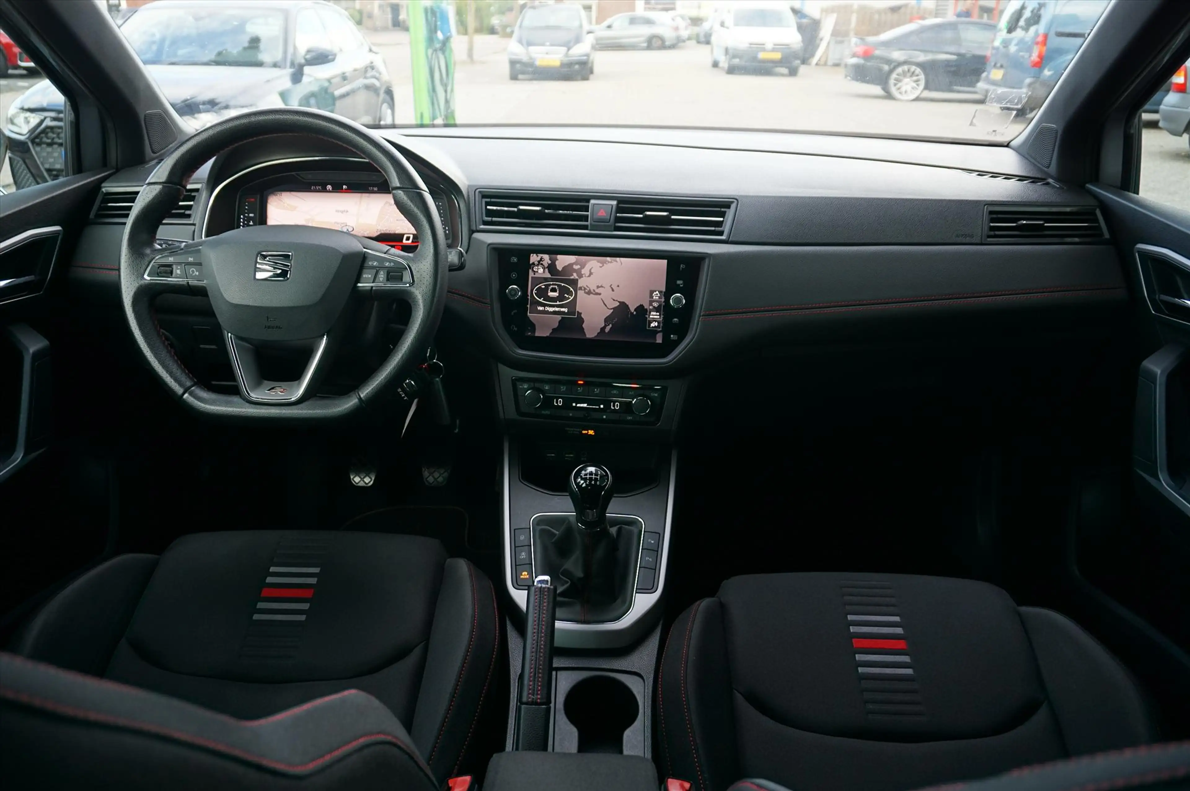 SEAT Arona 1.0 TSI FR uitvoering / Virtual Cockpit / Cruise / — photo 8