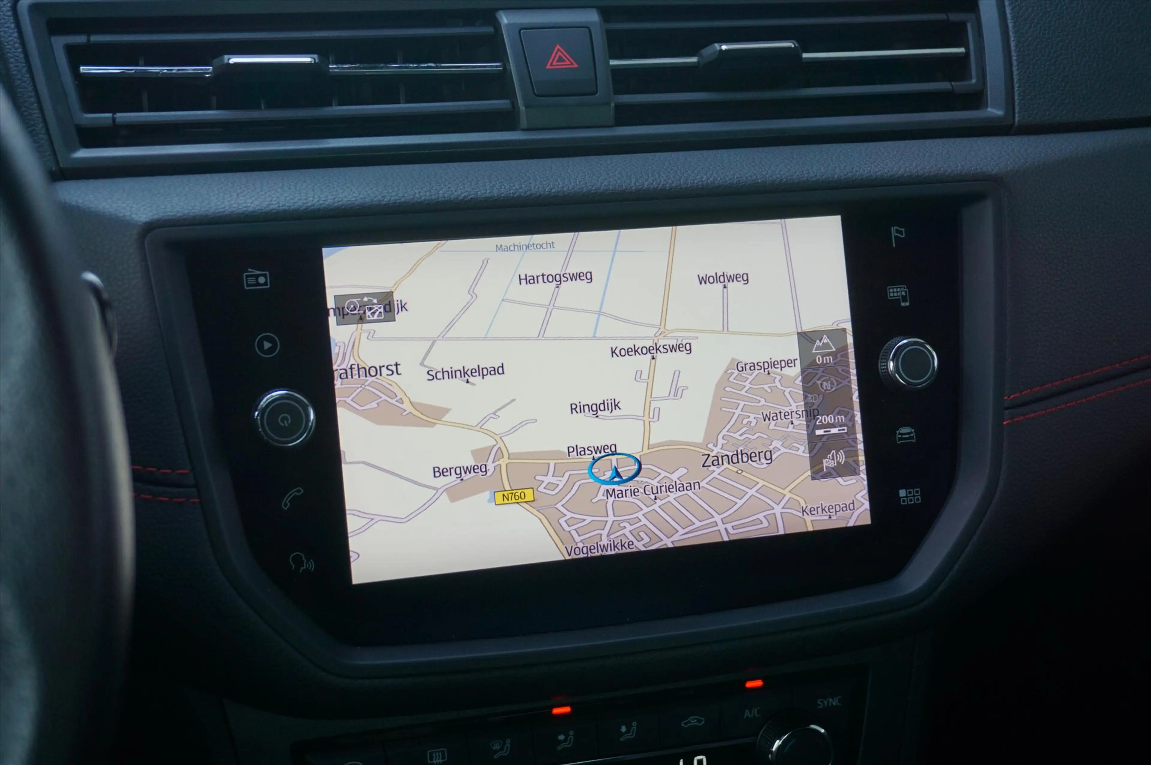SEAT Arona 1.0 TSI FR uitvoering / Virtual Cockpit / Cruise / — photo 13