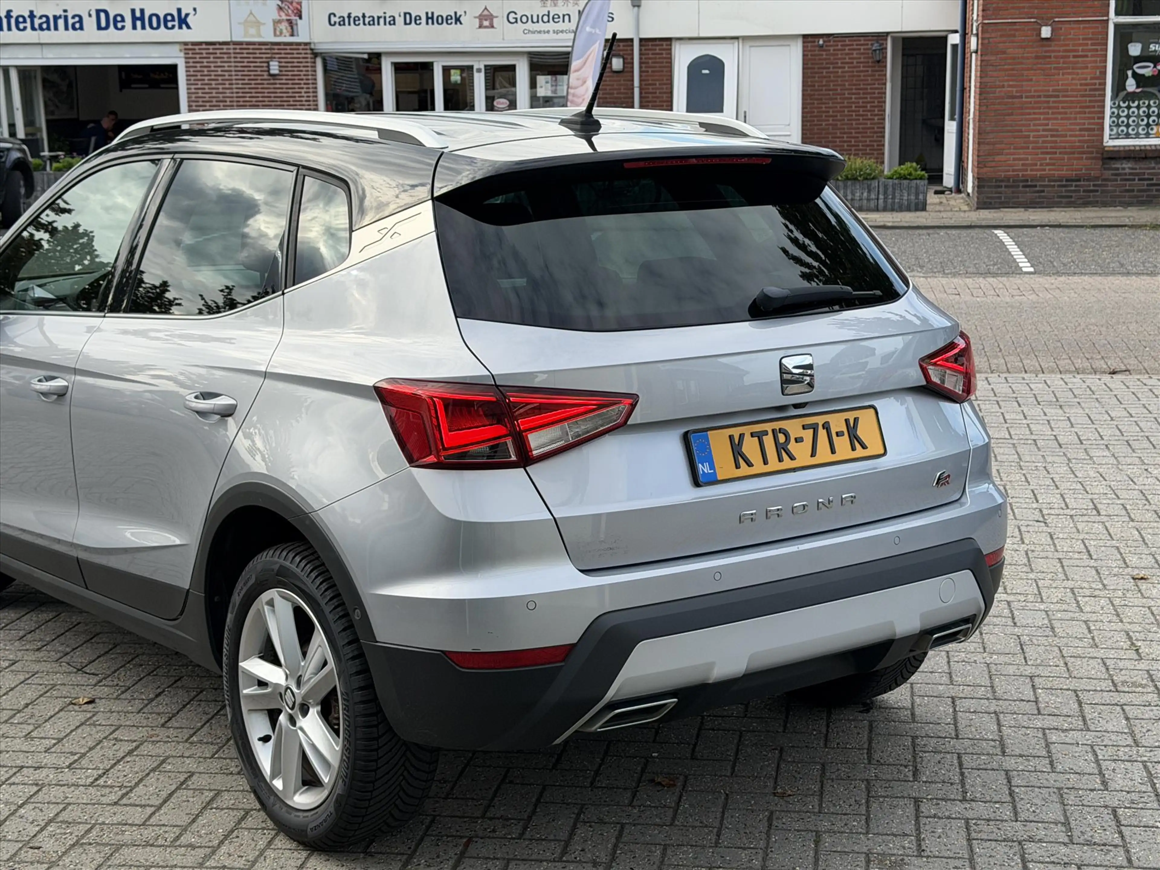 SEAT Arona 1.0 TSI FR uitvoering / Virtual Cockpit / Cruise / — photo 6