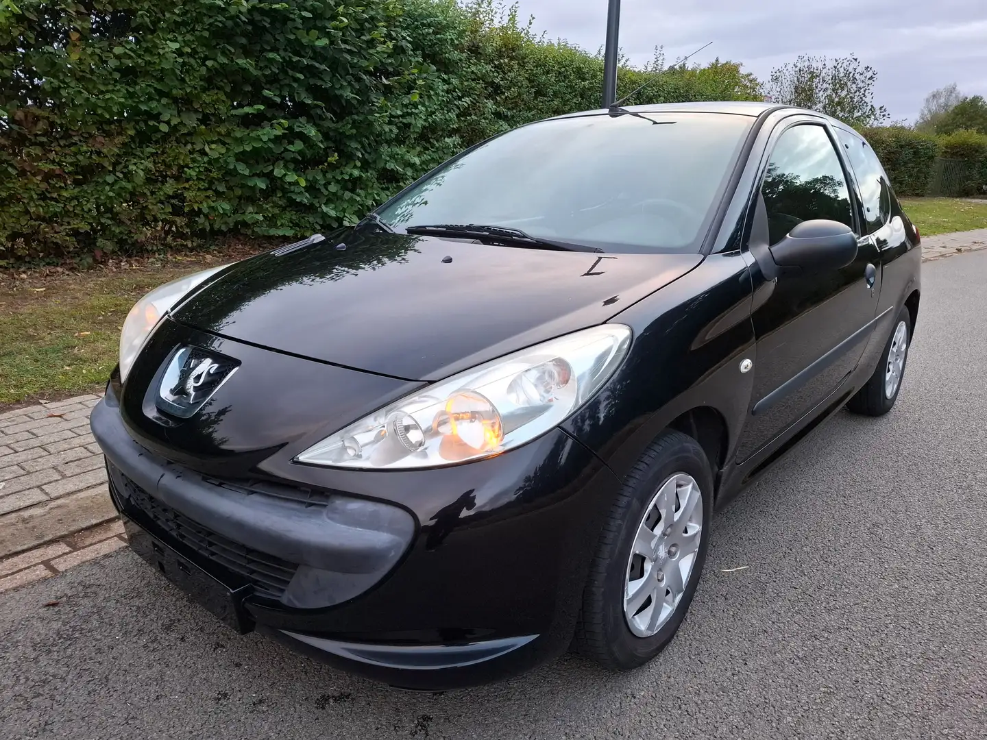 Peugeot 206 206+ ( 207 ) 1.1i Trendy Zwart - 2