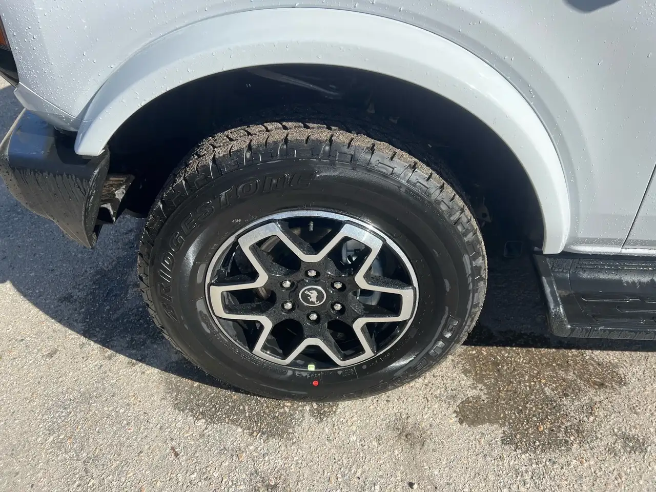 Ford Bronco снимка Ford Bronco