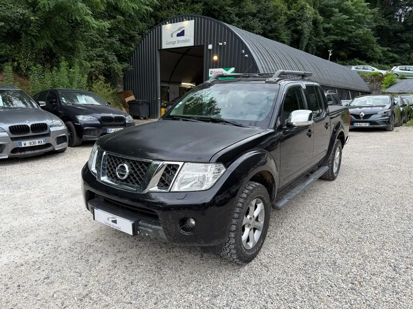 Nissan Navara Double Cab LE 2.5 dCi 190cv 4x4 BVA 3e main Noir - 1