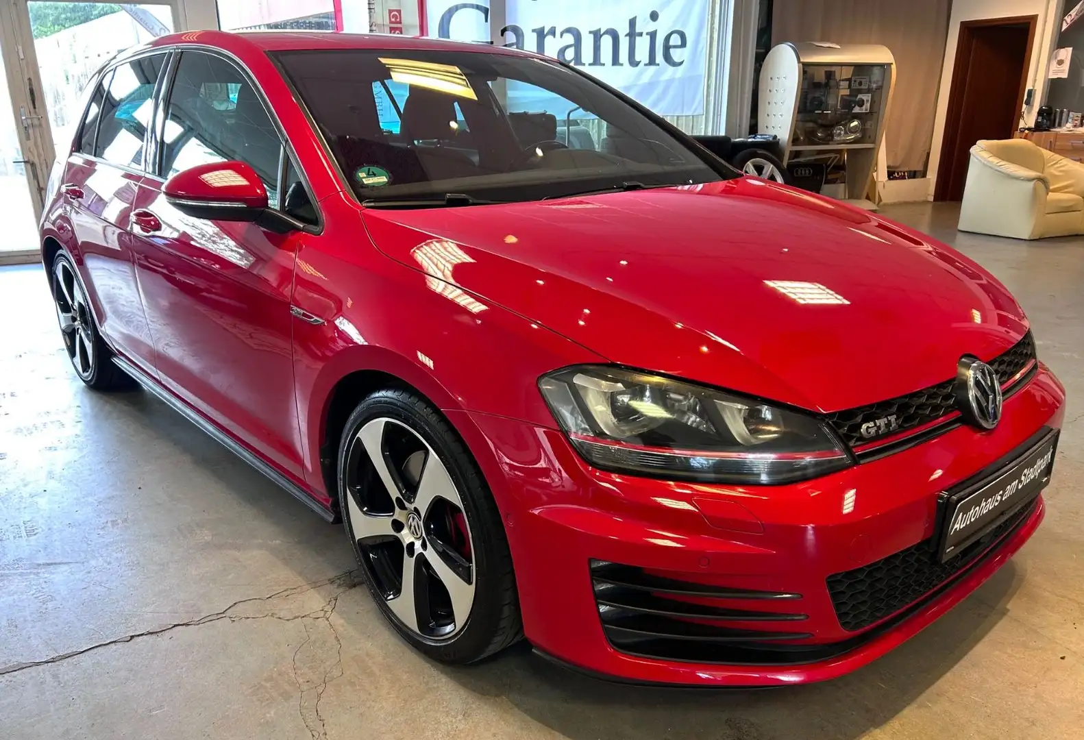 Volkswagen Golf VII Lim. GTI-ACC-Navi-Kamera-Leder-Xenon Rouge - 1