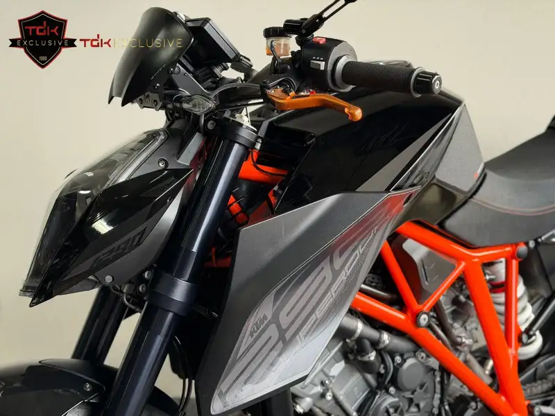 KTM 1290 Super Duke R - foto 7