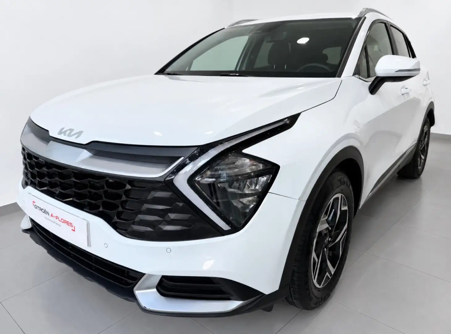 Kia Sportage 1.6 CRDi MHEV Business 4x2 DCT 136 Blanco - 1