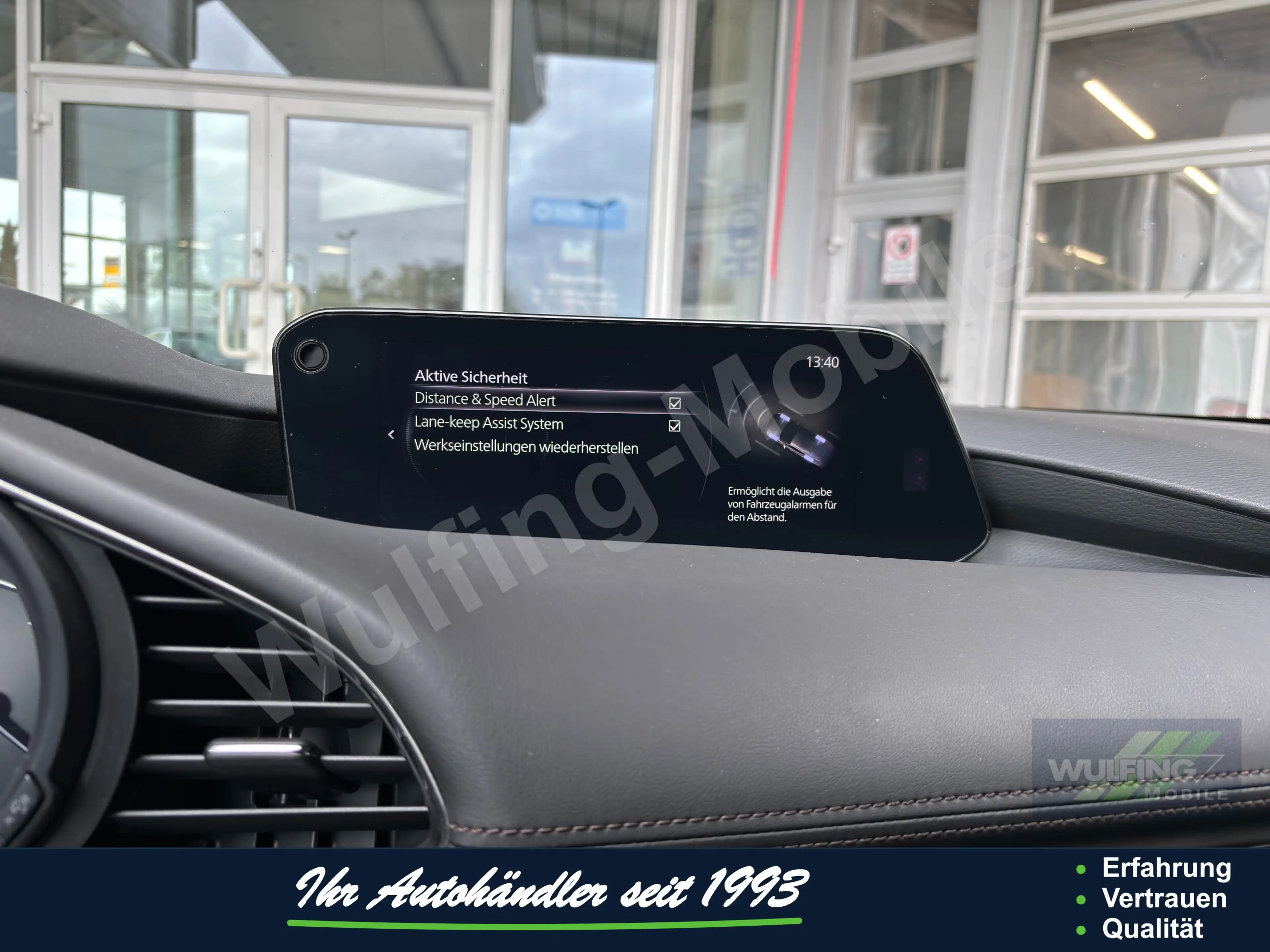 Mazda 3 SELECTION ACC TEMPO 360 KAM TOTWINKEL HEAD-UP — photo 23