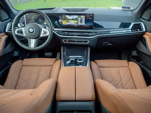 BMW X5 view 13