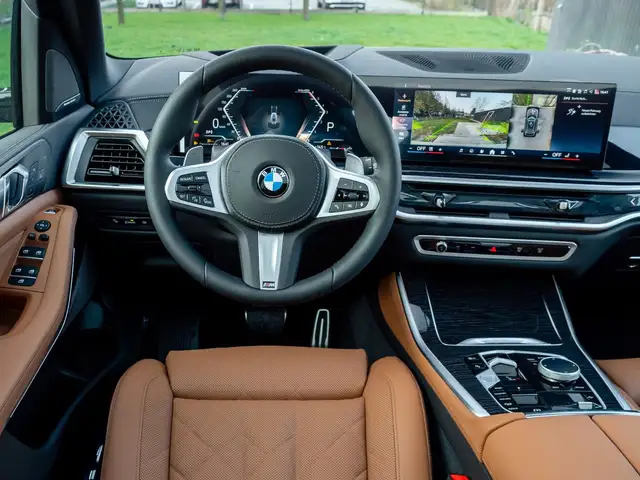 BMW X5 view 14