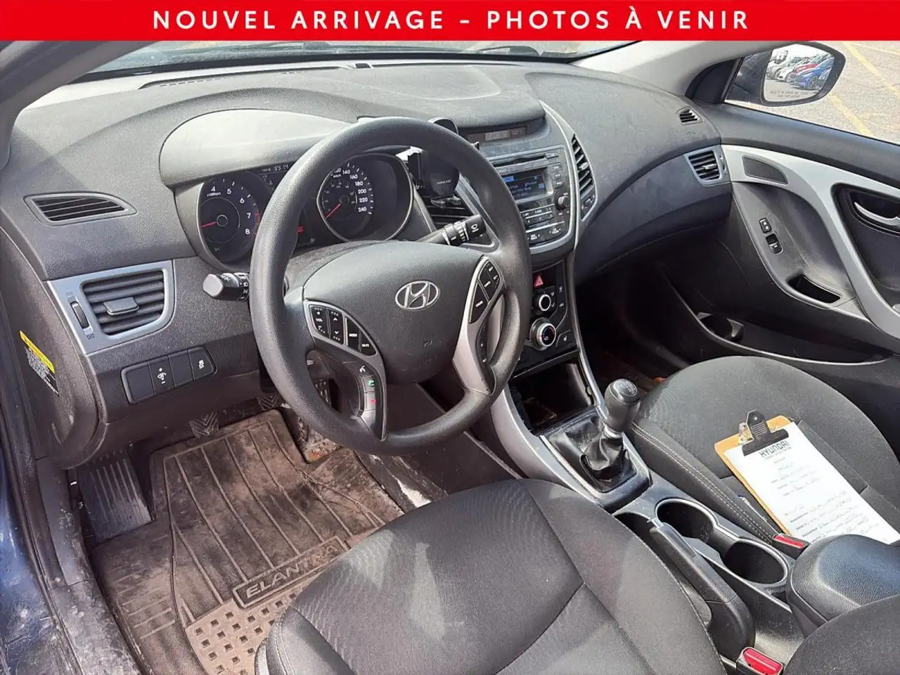 Hyundai ELANTRA снимка Hyundai ELANTRA