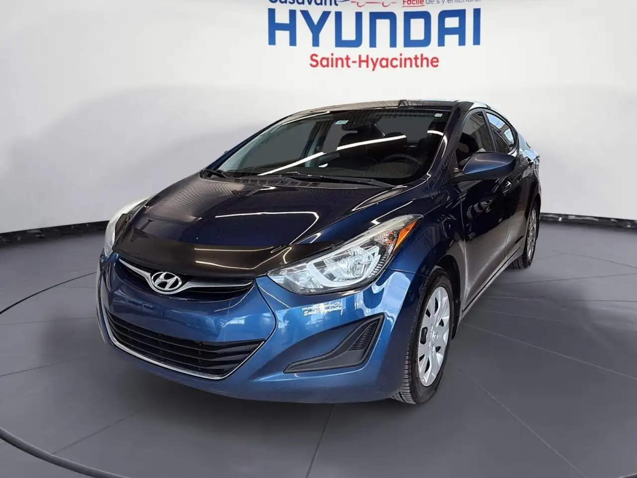 Hyundai ELANTRA снимка Hyundai ELANTRA